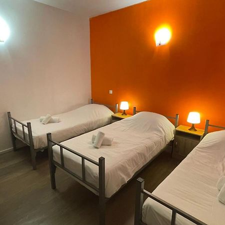 Hotel- Restaurant Le Saint Quentin Zewnętrze zdjęcie