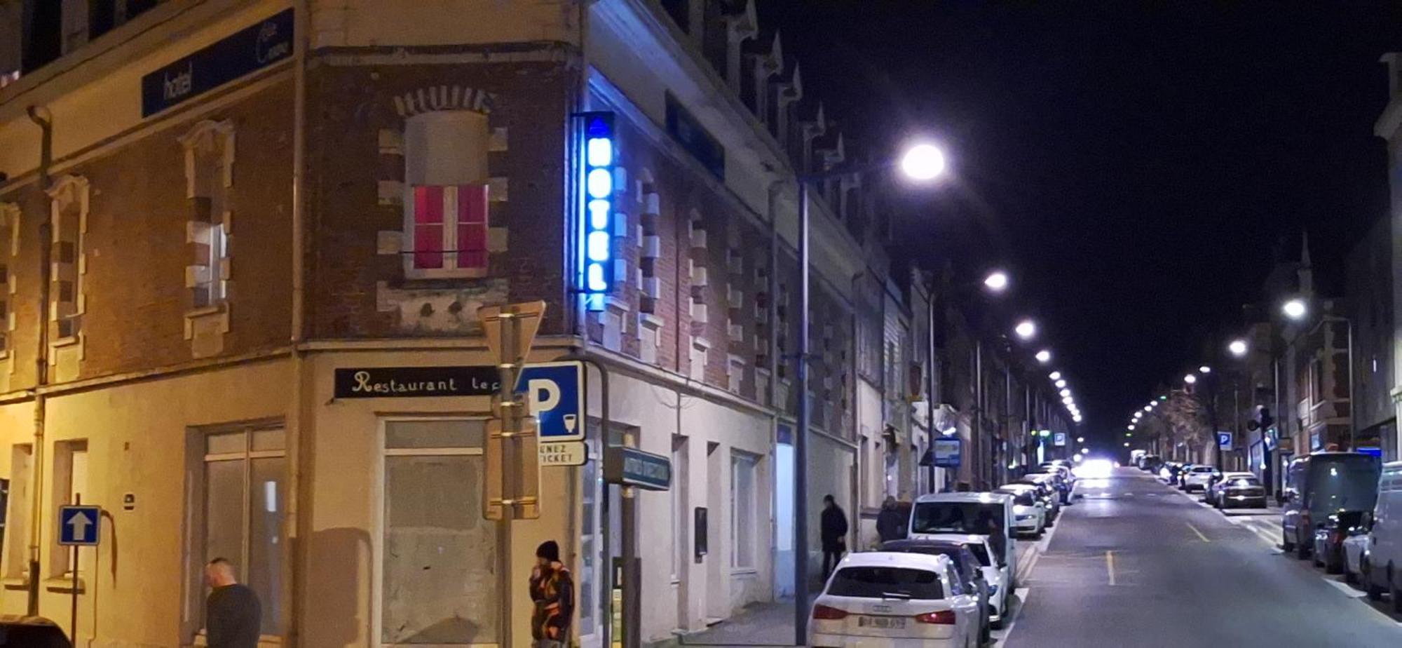 Hotel- Restaurant Le Saint Quentin Zewnętrze zdjęcie