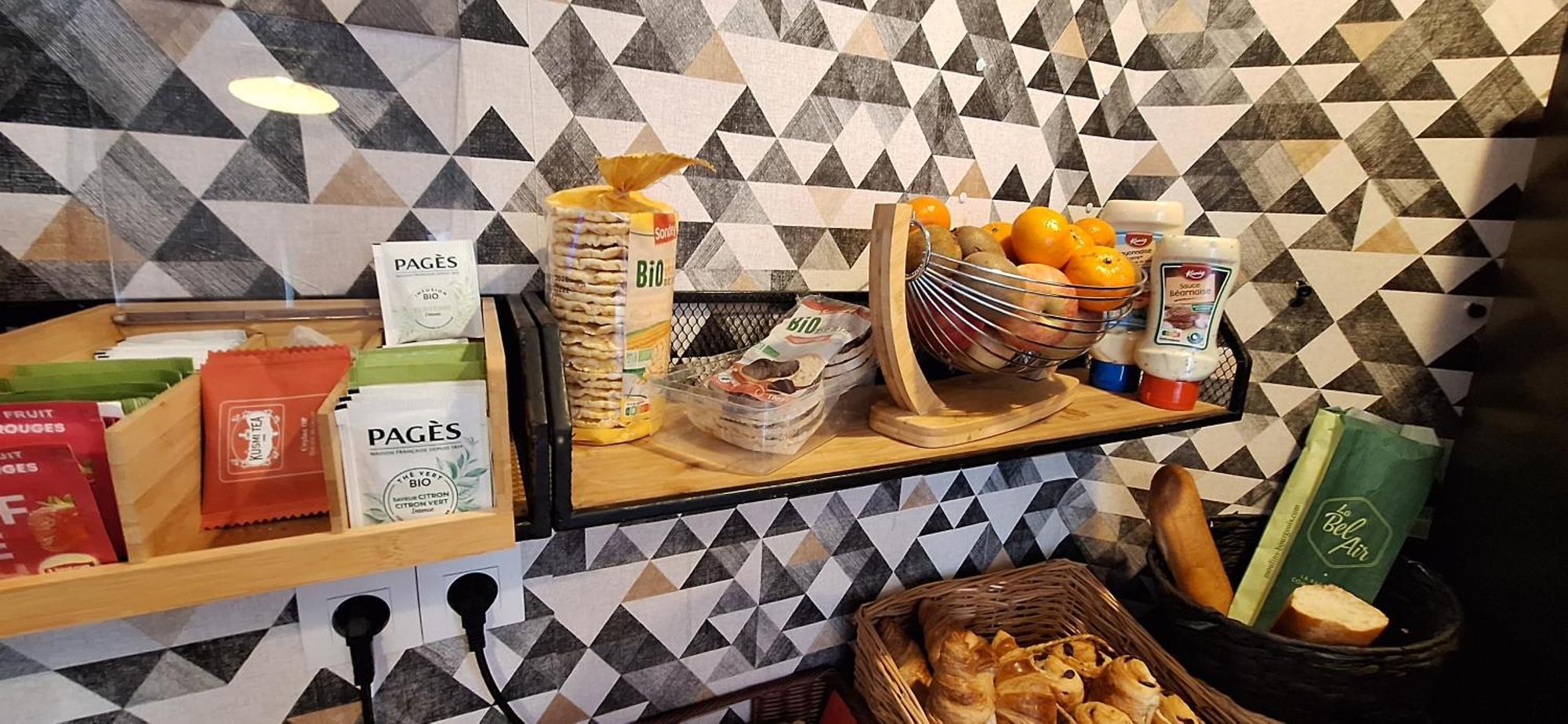 Hotel- Restaurant Le Saint Quentin Zewnętrze zdjęcie